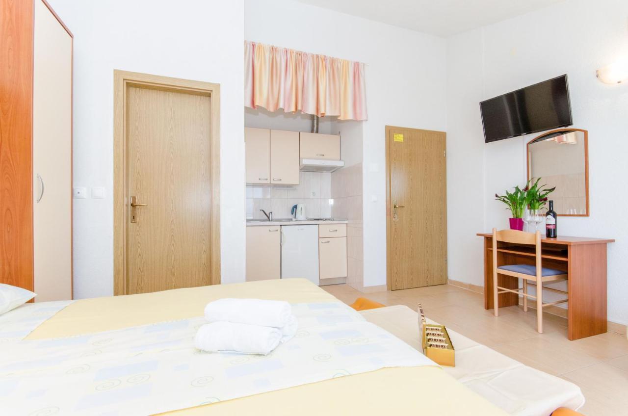 Knezovicapartments Živogošće Exterior foto