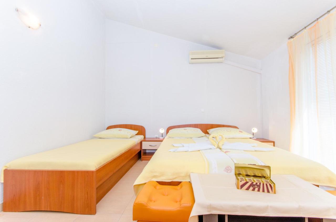 Knezovicapartments Živogošće Exterior foto